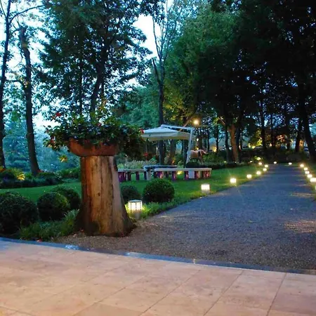 בקתה Charming With Private Pool Jacuzzi And Garden In *