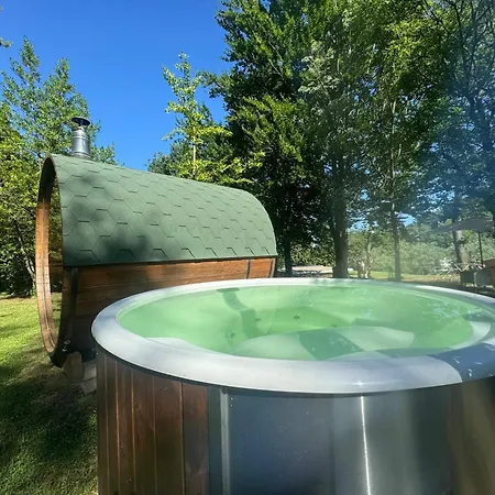 Charming With Private Pool Jacuzzi And Garden In