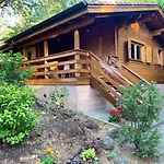 Cozy In 90 M² With Private Pool Domek alpejski *