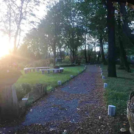 Charming With Private Pool Jacuzzi And Garden In Chalet *