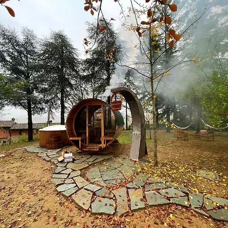 Chalet Charming With Private Pool Jacuzzi And Garden In *