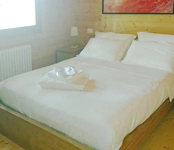 Cozy In 90 M² With Private Pool شاليه