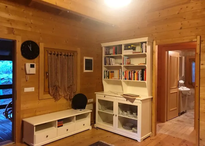 Cozy In 90 M² With Private Pool Domek alpejski *